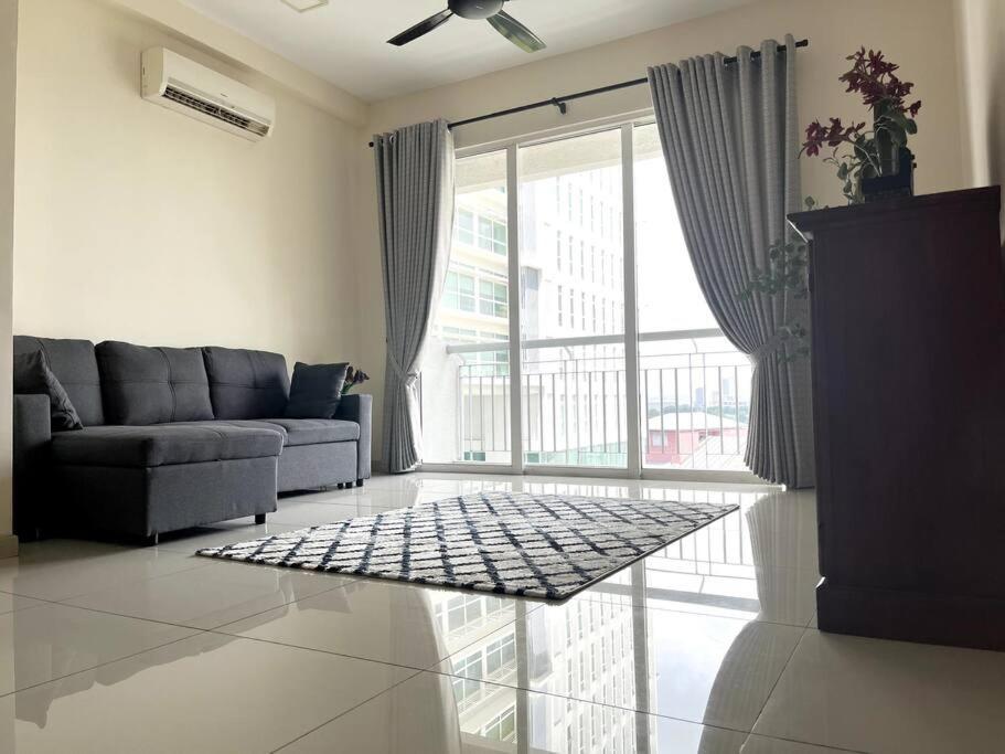 Homestay Ttdi Adina 710 Shah Alam,Sek 13,Msu,3Bedroooms Luaran gambar