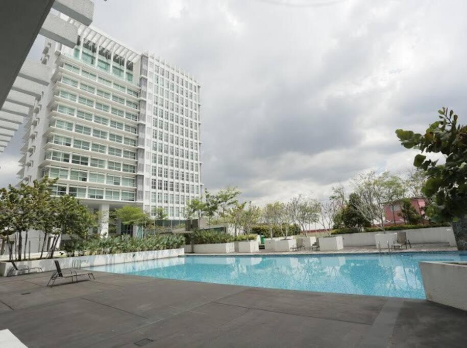 Homestay Ttdi Adina 710 Shah Alam,Sek 13,Msu,3Bedroooms Luaran gambar
