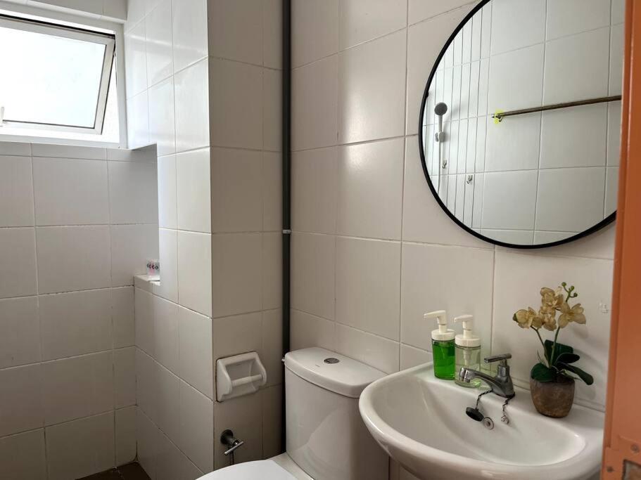 Homestay Ttdi Adina 710 Shah Alam,Sek 13,Msu,3Bedroooms Luaran gambar
